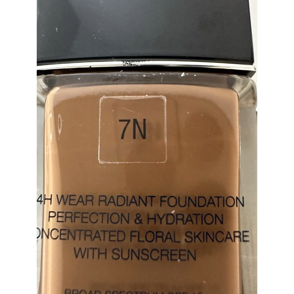 Dior Forever Skin Glow 24hr Radiant Foundation 7N SPF 15‎  Exp 04/ 26